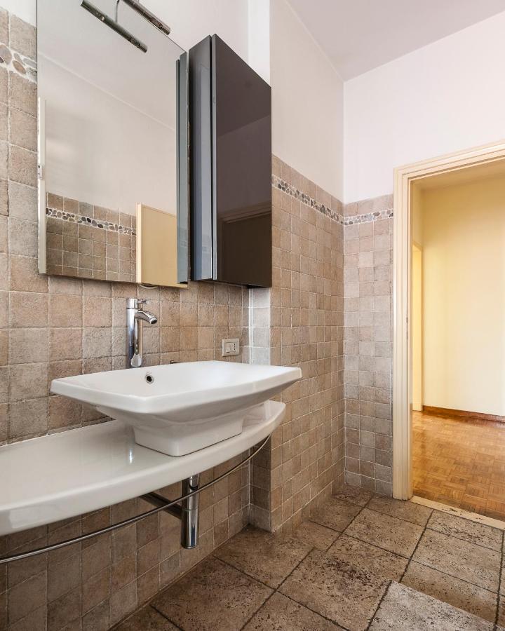 Appartement Hostly - Light And Wood Near The Tower - 100sqm, 6 Pax, 2 Bedrooms, Town Center Pisa